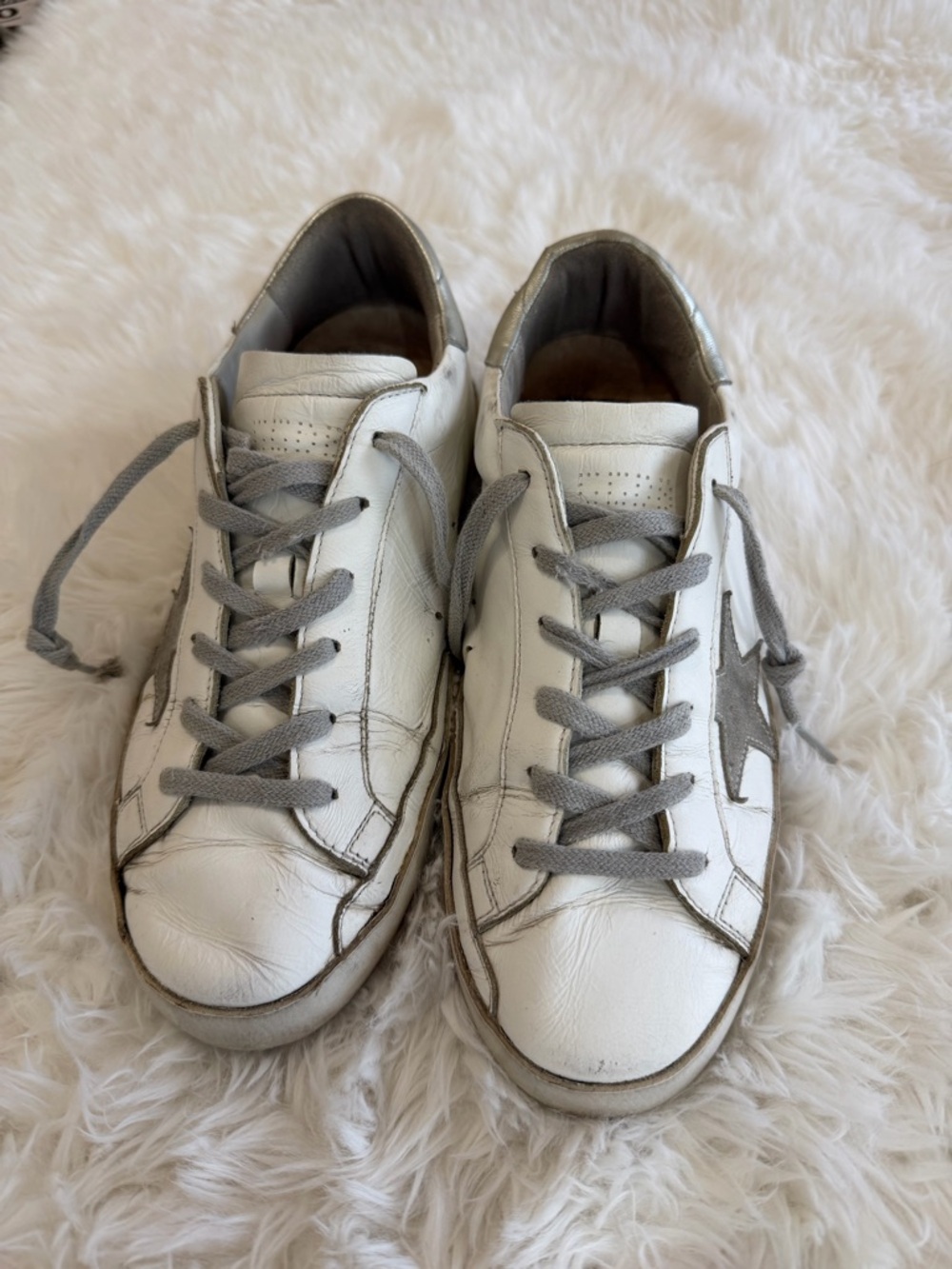 Golden Goose Deluxe Brand Super-Star
White Leather Gray Star Size 39 US 9 - Picture 2 of 11